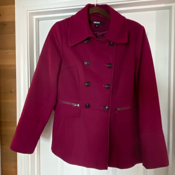 Warm, wool and polyester blend double breasted DKNY jacket. - Picture 2 of 6